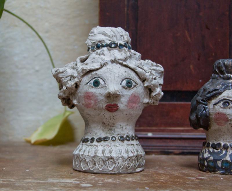 Miss Rococo ljusstake, Rokokokoo neiti, kynttilän jalka. Miss Rococo candleholder